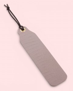 Semn de carte piele naturală model Crocco Gri