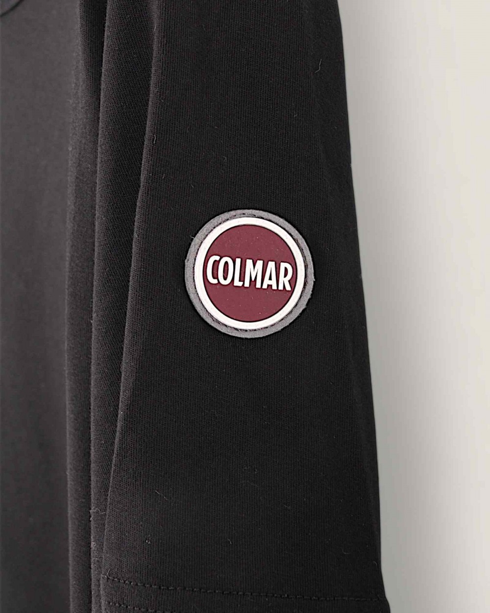 Tricou Barbati Colmar Negru Regular Fit 7540 6SH IN24 99 Tricou Barbati Colmar Negru Regular Fit 7540 6SH IN24 99