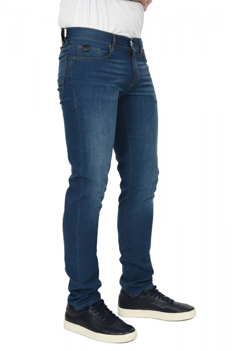 Jeans TRUSSARDI bărbați 370 close imperial blue 52J00000-1T002328 Jeans TRUSSARDI bărbați 370 close imperial blue 52J00000-1T002328