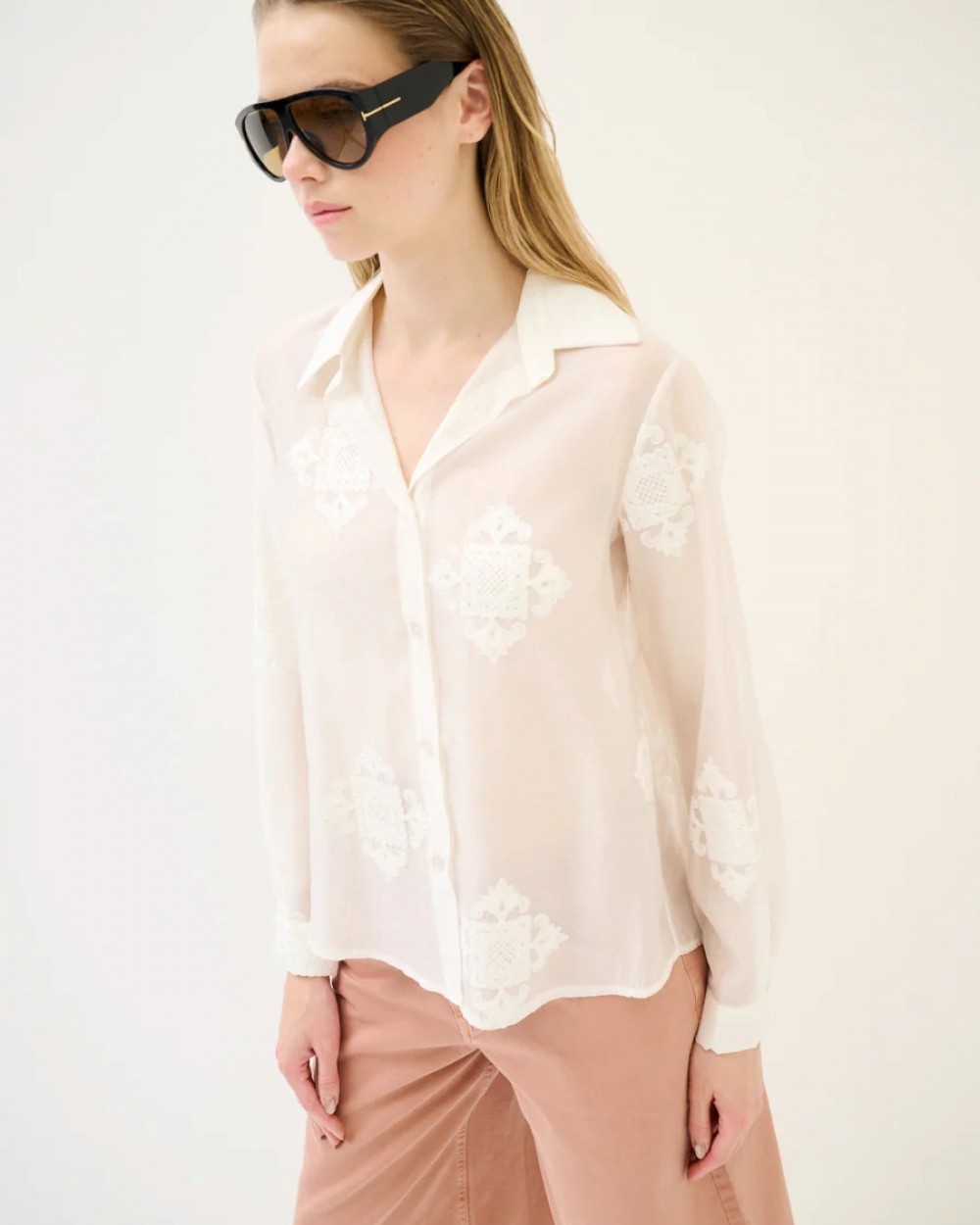 Camasa alba vaporoasa cu broderie