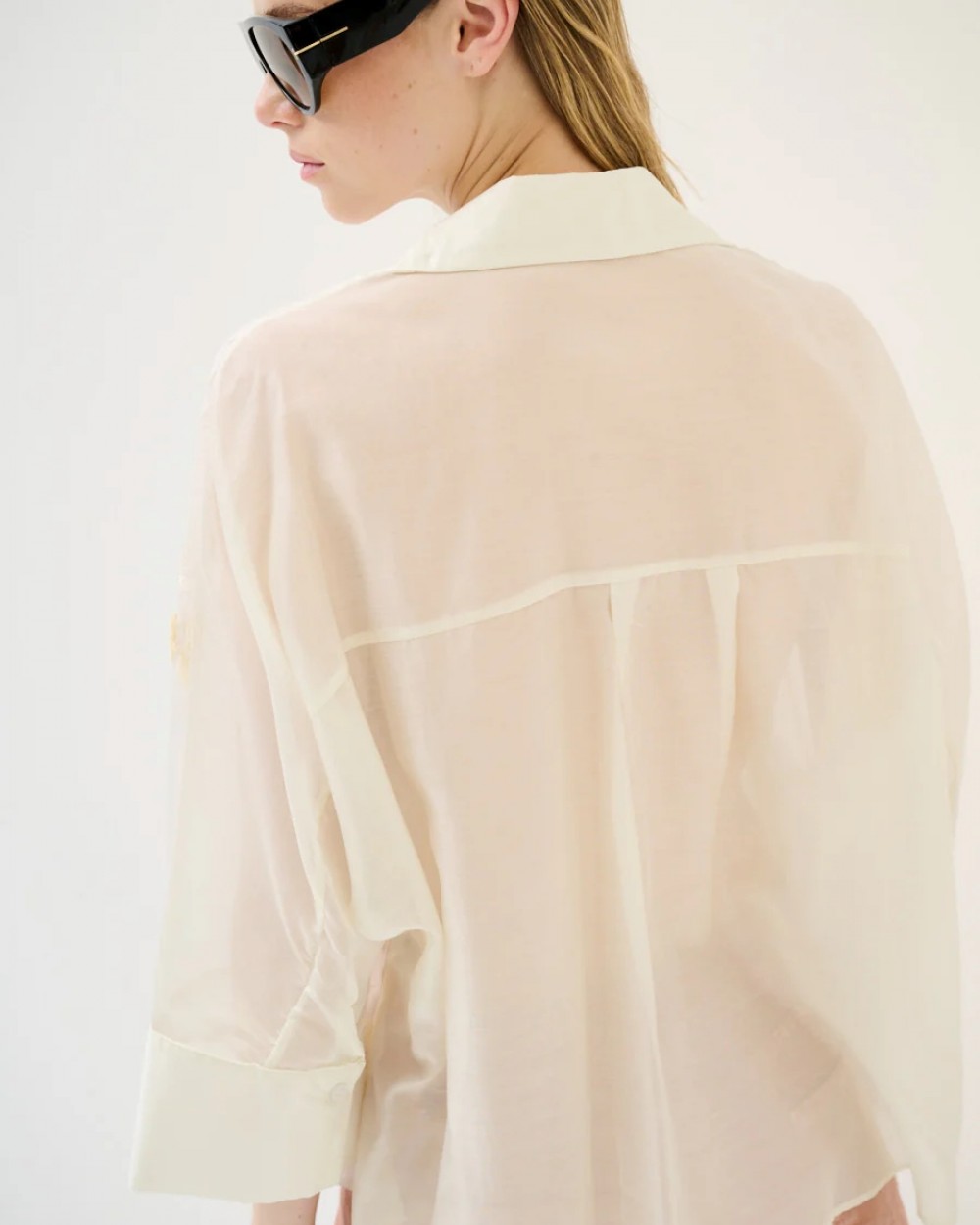 Camasa lyocell alba cu broderie flori in relief