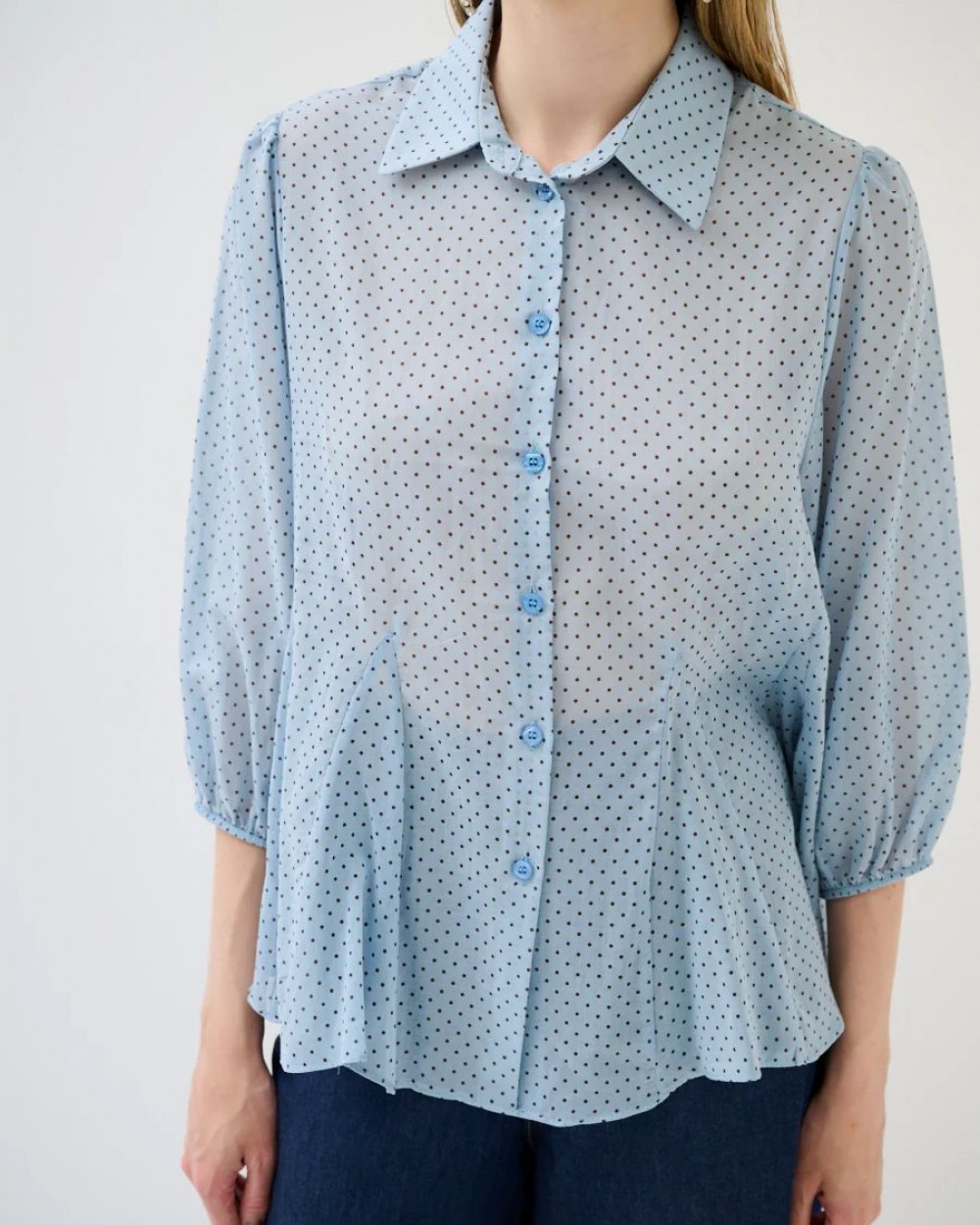 Camasa vaporoasa bleu ciel cu buline 