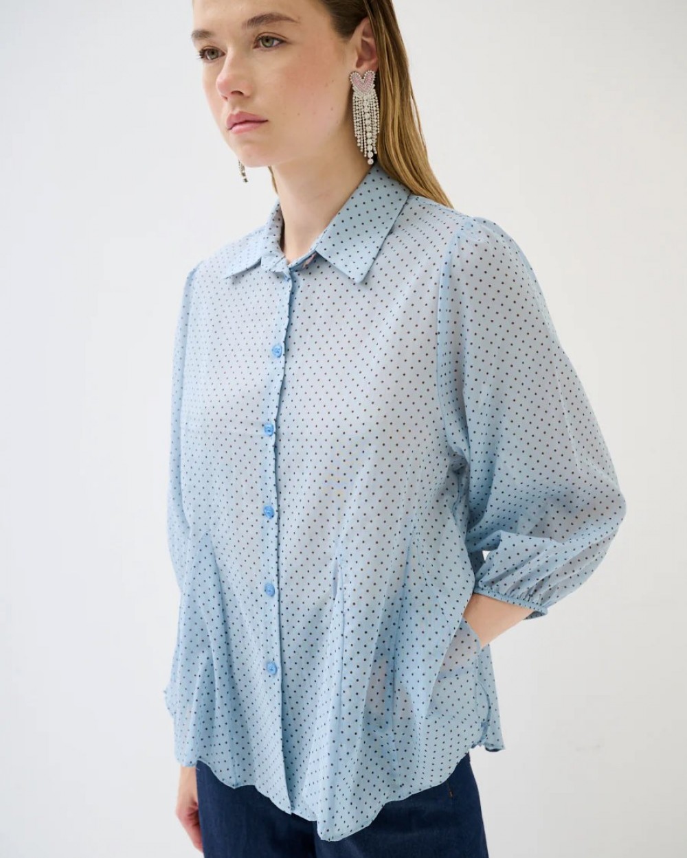 Camasa vaporoasa bleu ciel cu buline 