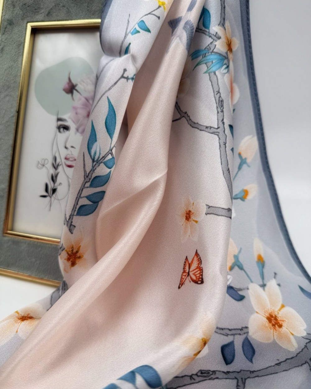 Set esarfa Adiere de Cireș : esarfa matase, butoni camasa perle