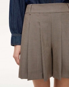 Pantaloni scurti iBlues plisati dama