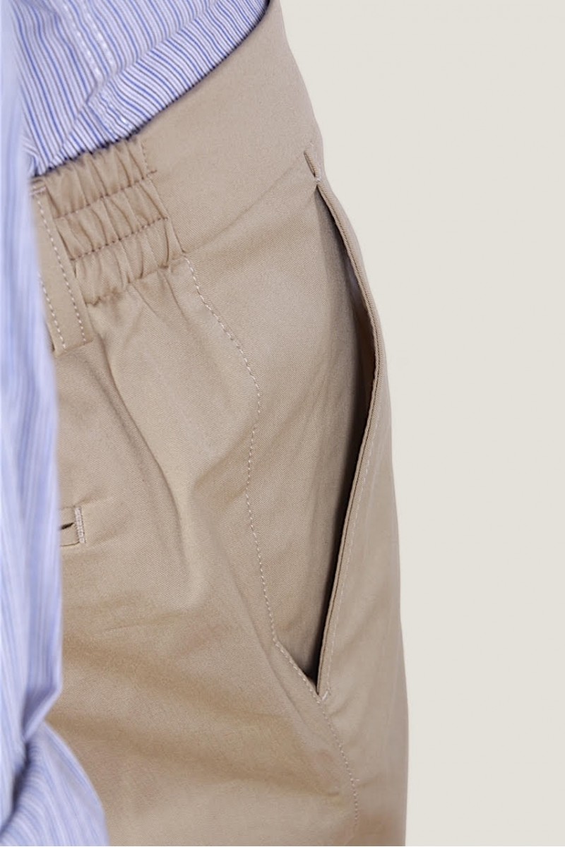 Pantaloni Barbati Bej Confort Fit Subtiri Slim Fit La Figura Pantaloni Barbati Bej Confort Fit Subtiri Slim Fit La Figura