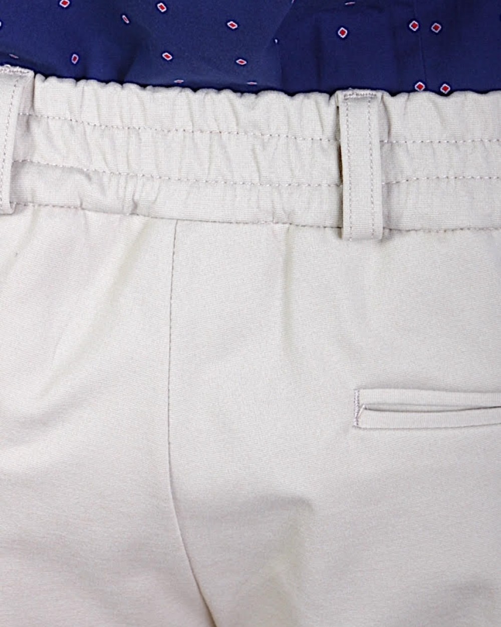 Pantaloni Barbati Bej Confort Fit cu Elastic In Talie Slim Fit La Figura Pantaloni Barbati Bej Confort Fit cu Elastic In Talie Slim Fit La Figura