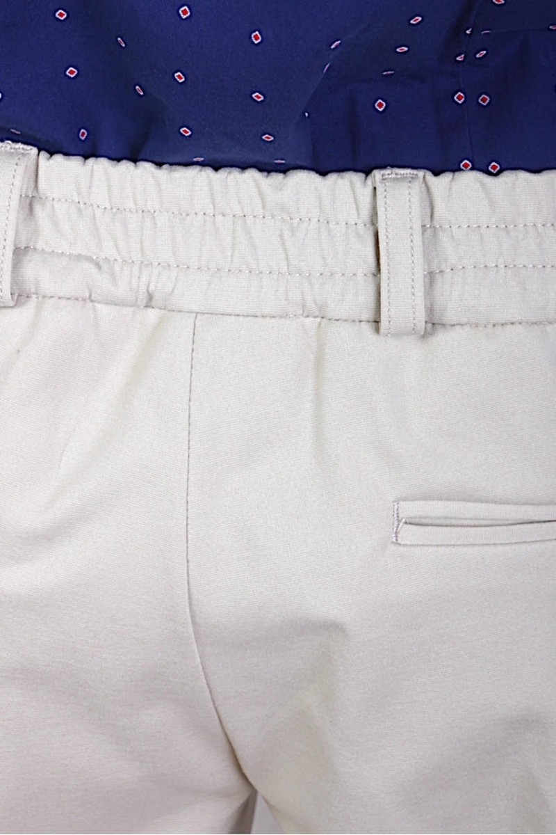 Pantaloni Barbati Bej Confort Fit cu Elastic In Talie Slim Fit La Figura Pantaloni Barbati Bej Confort Fit cu Elastic In Talie Slim Fit La Figura