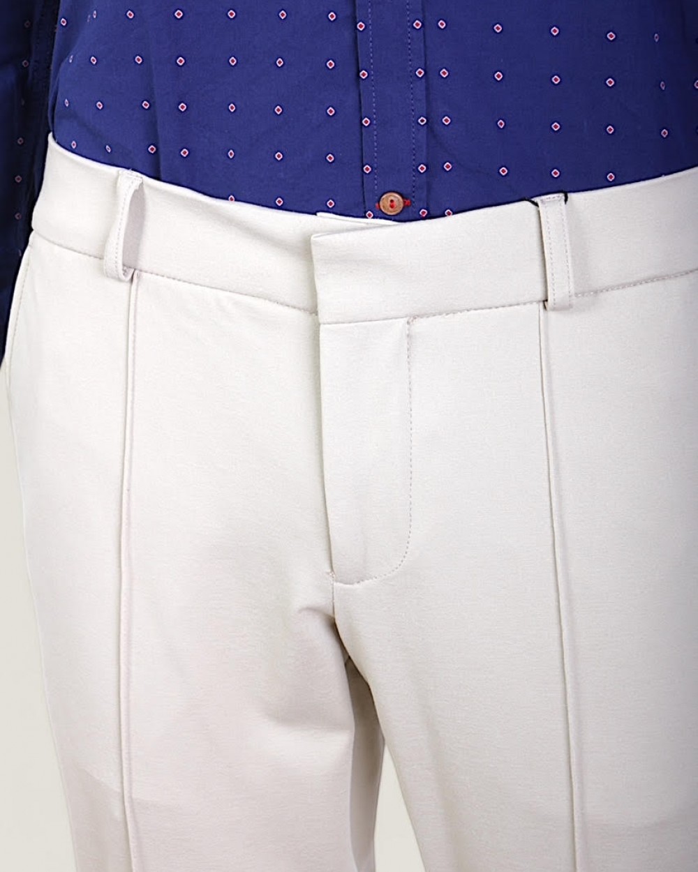 Pantaloni Barbati Bej Confort Fit cu Elastic In Talie Slim Fit La Figura Pantaloni Barbati Bej Confort Fit cu Elastic In Talie Slim Fit La Figura