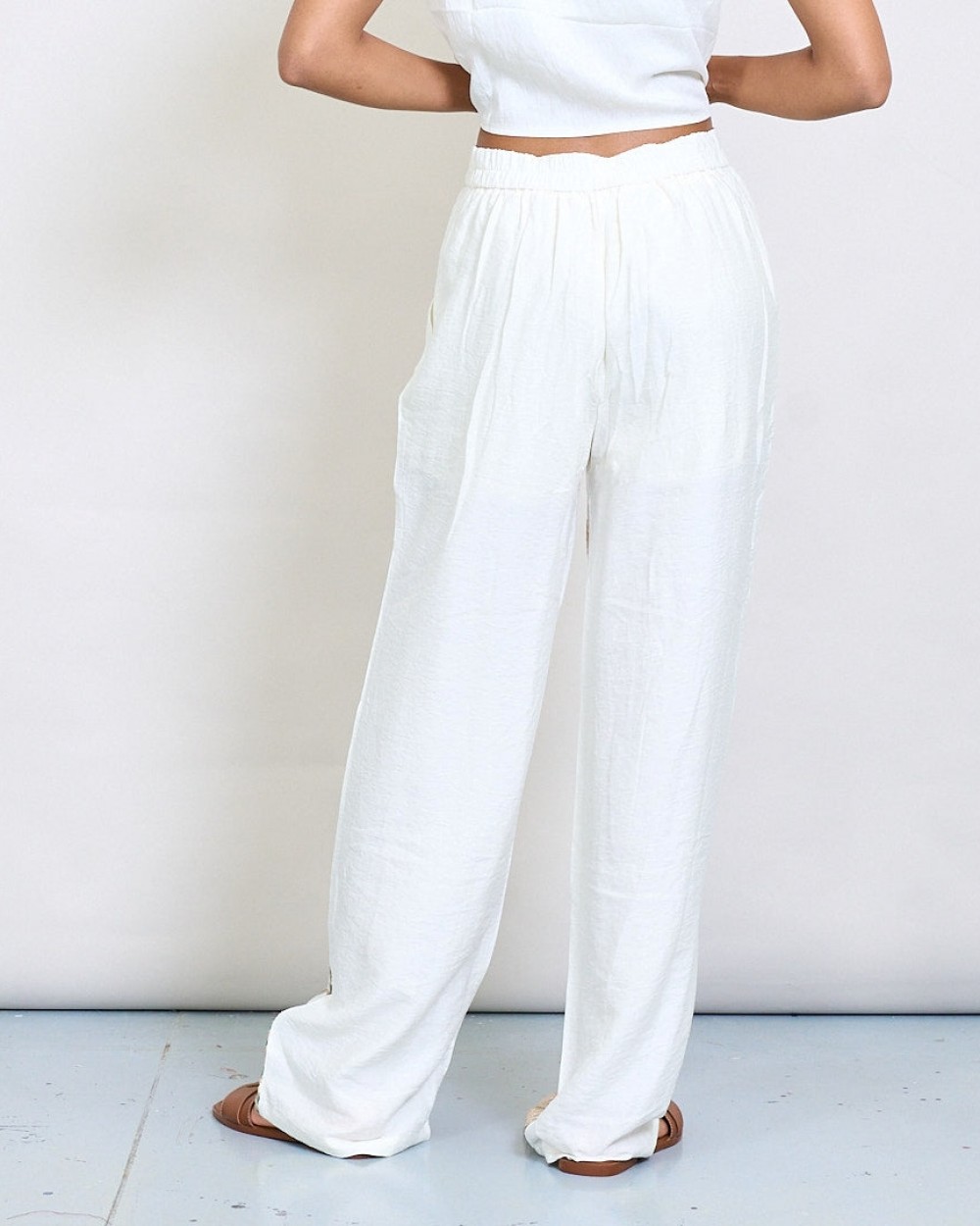 Set alb top si pantaloni din bumbac cu broderie